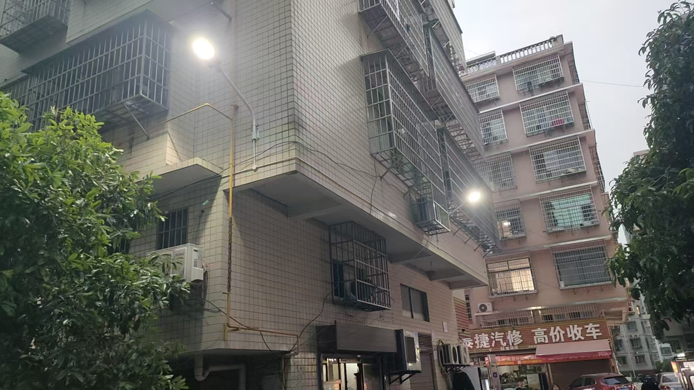 市政要聞 | 感謝信里的民生溫度！湘江新區(qū)八家灣小區(qū)改造工程圓滿收官獲天頂街道點(diǎn)贊